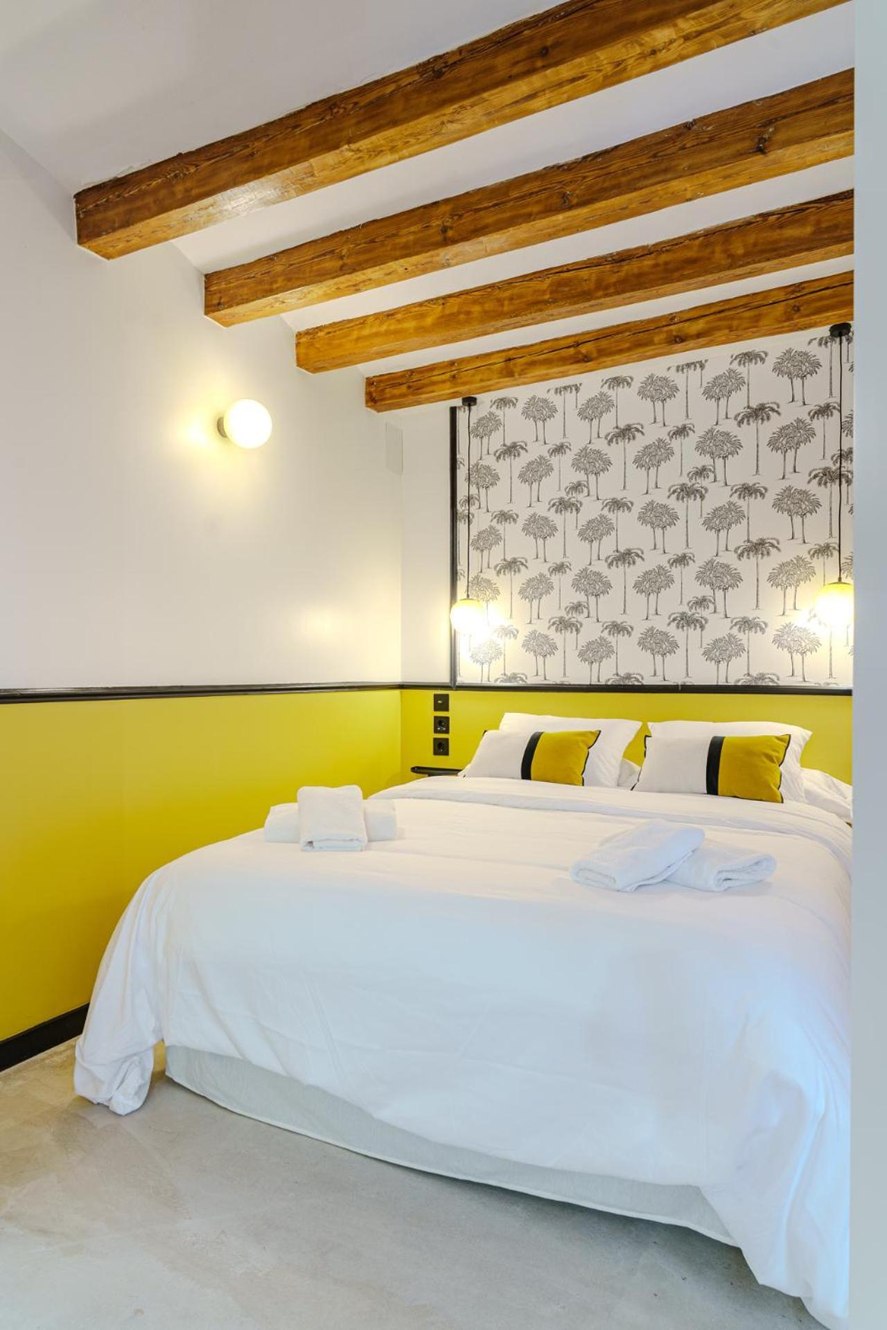 Cozy Charming Apartment In Historic Center Alicante Exterior photo